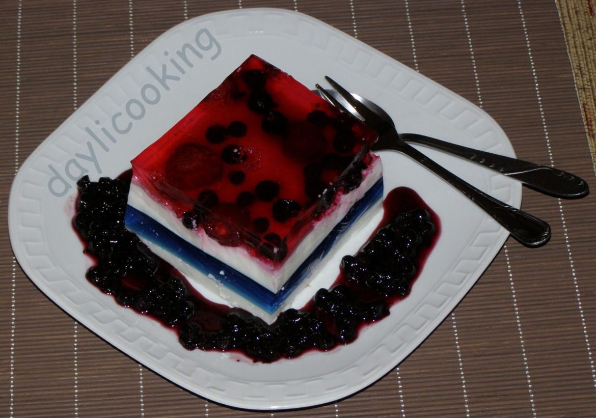 przepis na piankę jogurtową z galaretką