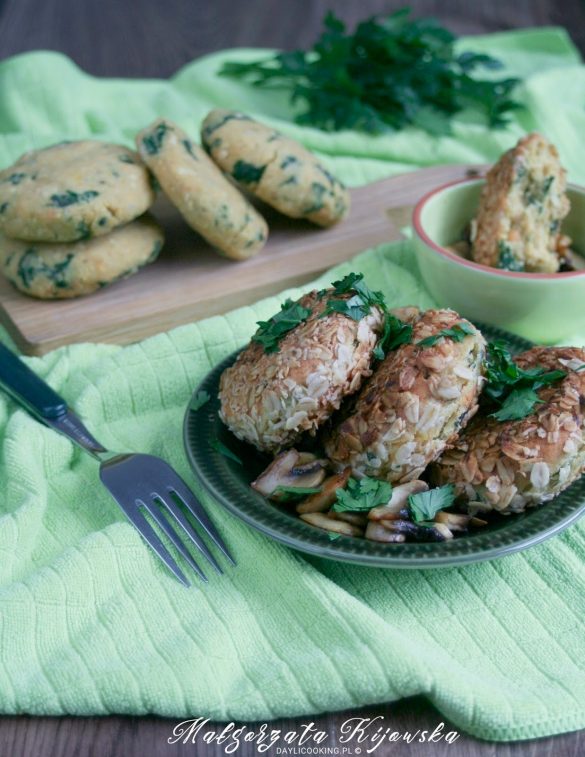 Przepis na kotleciki z czerwonej soczewicy i jarmużu