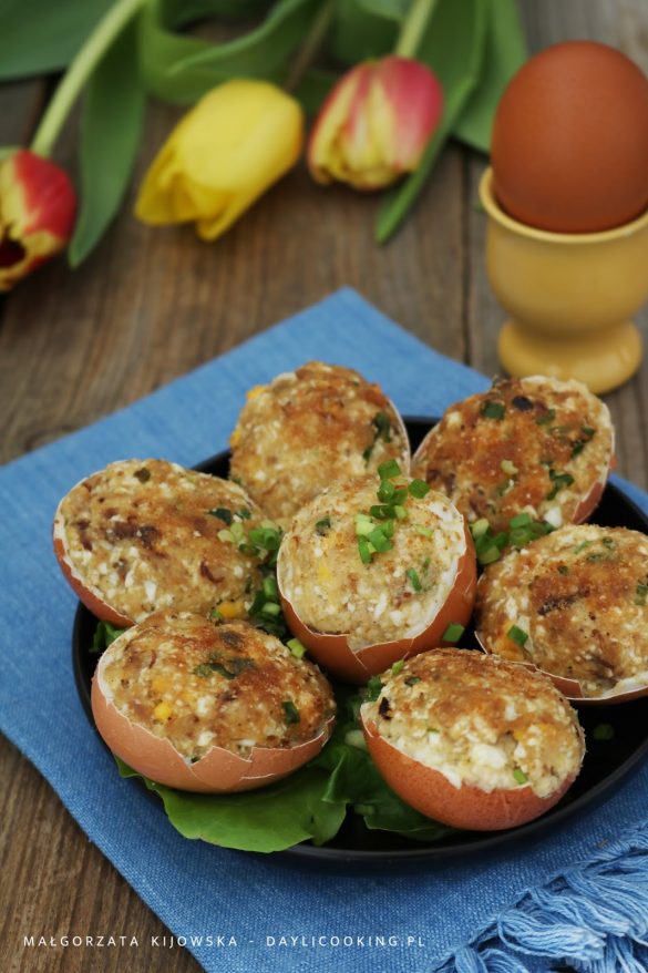 Przepis na obsmażane jajka z wędzoną rybą