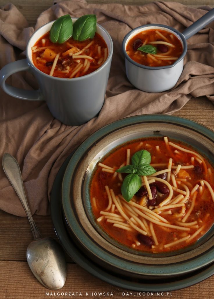 jak zrobić zupę pomidorową, sprawdzony przepis na zupę pomidorową, zupa pomidorowa z mielonym mięsem, daylicooking