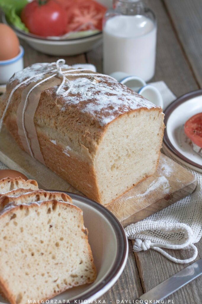 Jak zrobić chleb pszenny na drożdżach z mąką chlebową