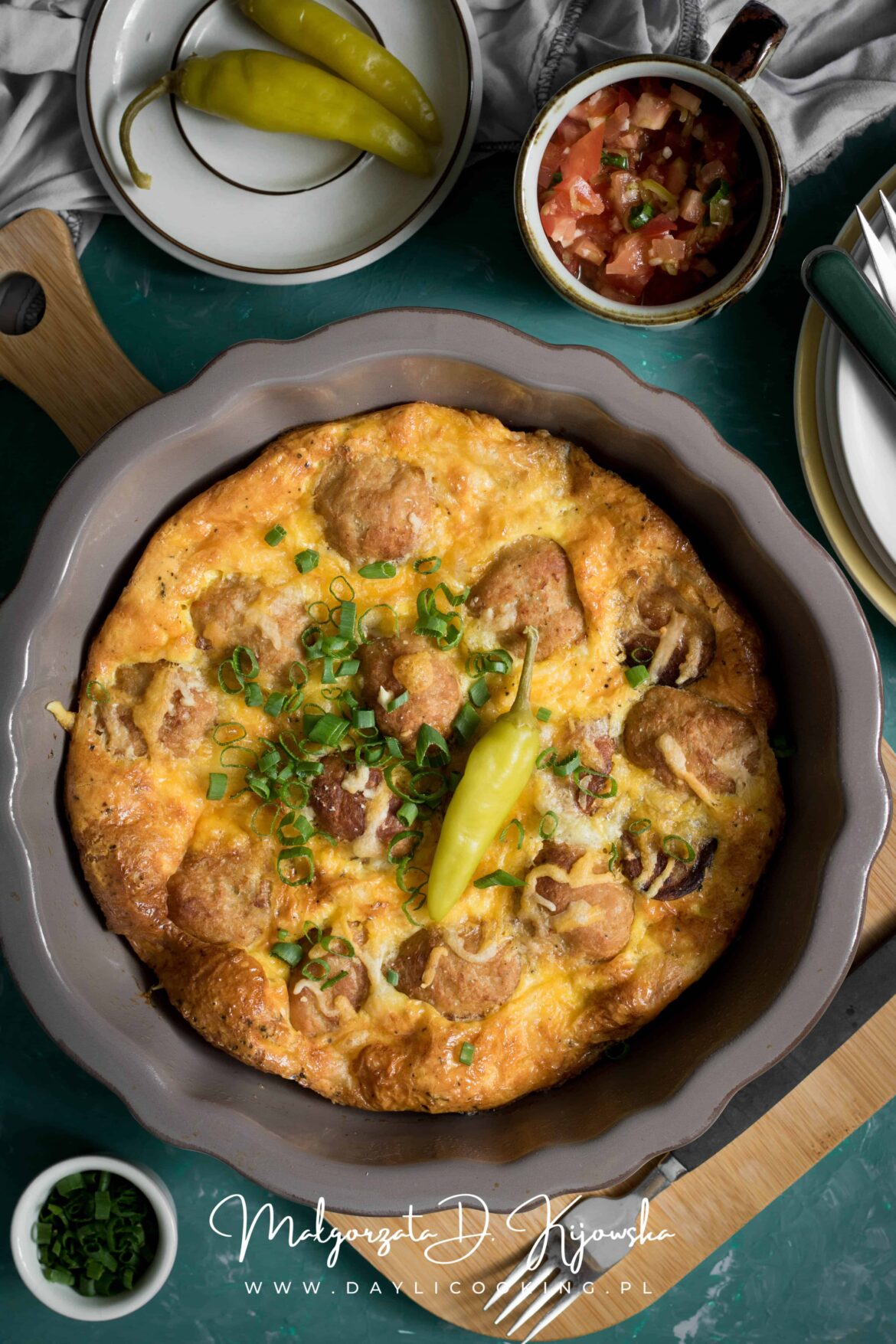 omlet z ziemniakami i klopsami