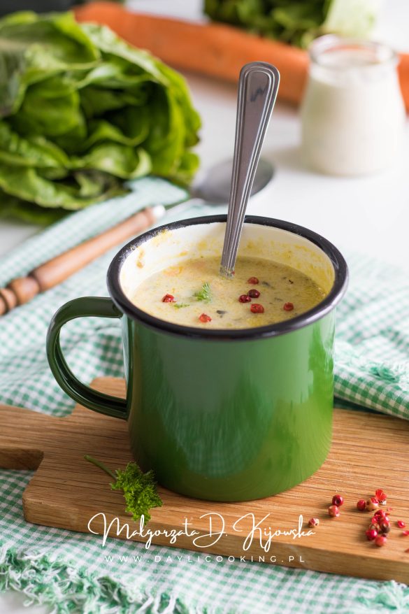 zupa z cukinii z chrzanem